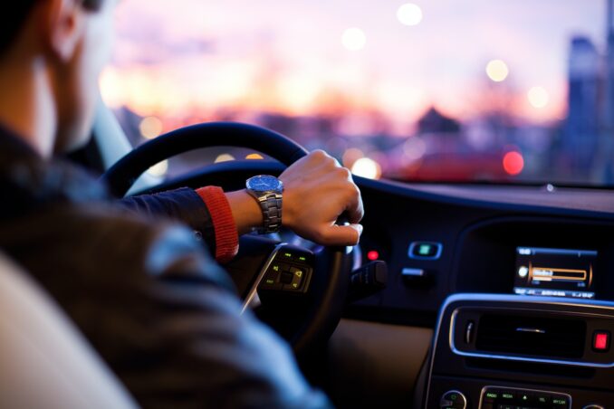 Assurance au kilometre : comment fonctionne-t-elle et pour qui ?