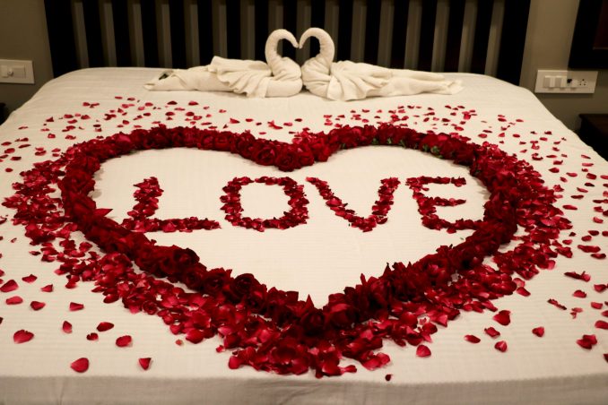 Love hôtels à Paris : guide pratique pour une escapade romantique