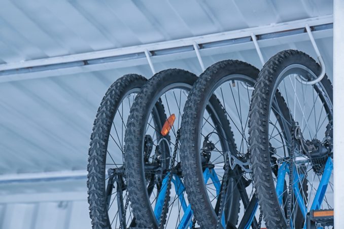 Râtelier vélo : bien choisir son support de rangement